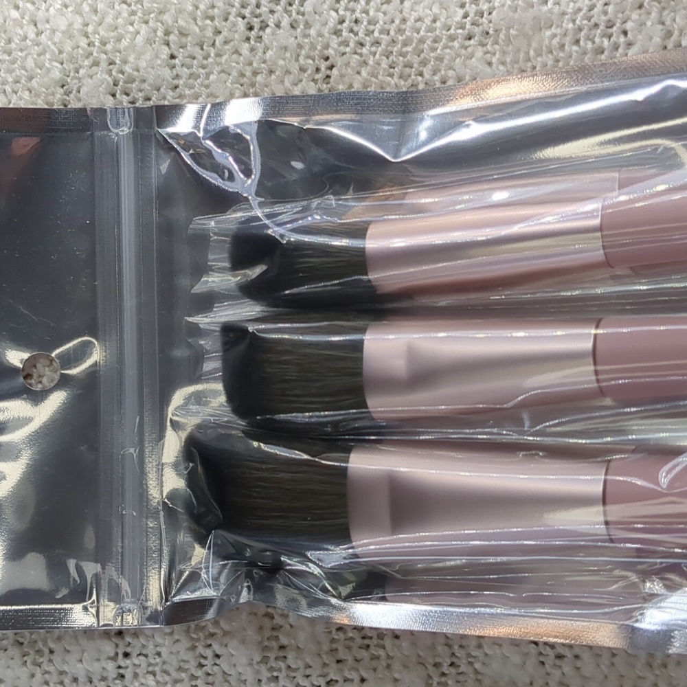 JAZMINE BEAUTY Complexion Brush Trio, Three Piece Brush Set - Picture 3 of 5